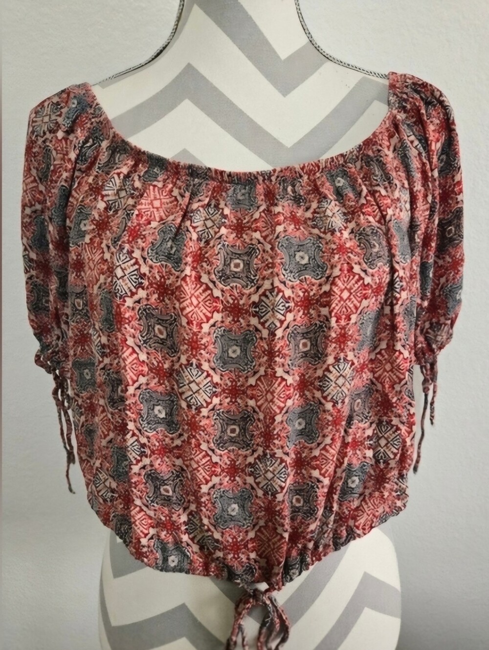 ​Free People Boho Crop Top Puff Sleeve Drawstring Red Black Size Large